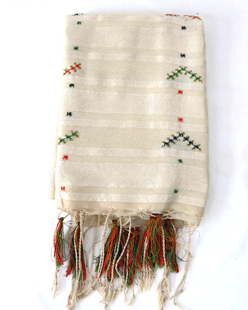 Echarpe brodée légée